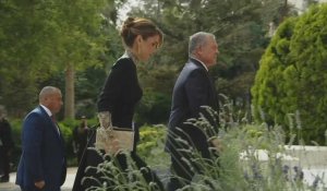 Le roi et la reine de Jordanie arrivent pour le mariage du prince héritier