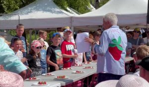 Au concours du plus rapide mangeur de fraises à Violaines