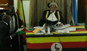 Ouganda : adoption d'une loi controversée anti-homosexualité