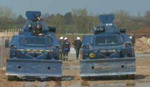 Bassines: un impressionnant dispositif policier se prépare à la venue de militants écologistes