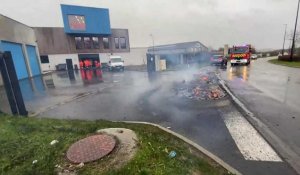 A Saint-Marti-Boulogne, le dépôt des camions poubelles bloqué par des grévistes