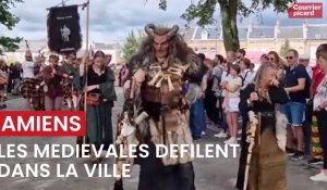 Le défilé de la 31ème édition des Médiévales à Amiens