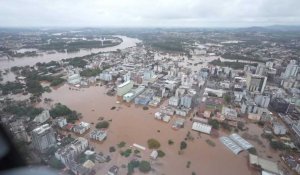 Cyclone au Brésil: une ville inondée, le bilan s'alourdit à 27 morts