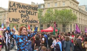 Manifestation à Paris contre la transphobie