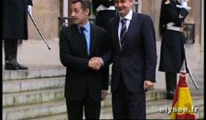 Accueil de M. José Luis Zapatero au Palais de l'Elysée