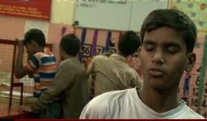 Téléjournal - Au secours des petits indiens de la rue