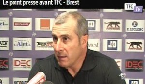 TFC Brest: le point avec Alain Casanova