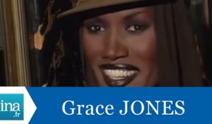 Grace Jones face à Grace Jones au Palace - Archive INA