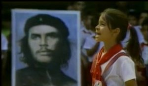Cuba : fête des écoles pour le Che