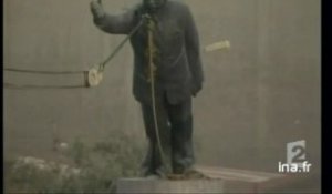 Renversement de la statue de Saddam Hussein - Archive vidéo INA