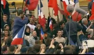 [Manifestation anti-FN " Vive la France" au Trocadéro]