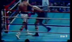 Boxe : défaite de Mohamed Ali