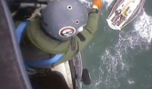 Évacuation d’un blessé sur un voilier au large de Barfleur (50)