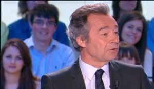 Denisot connaît le latin et Mélenchon était enfant de choeur