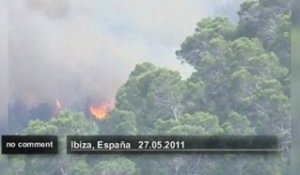Espagne: les flammes encerclent l'ile d'Ibiza - no comment