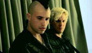 OFF SESSION - Neon Trees: "In The Next Room"