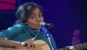 Nneka - Shining star en live dans le Grand Studio RTL