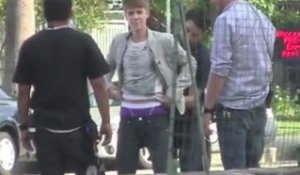 Justin Bieber dans une bagarre de rue ?