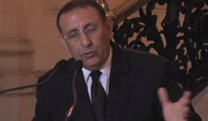 Alain Juppé et Youssef Amrani, Secrétaire général de l’Union pour la Méditerranée (13.10.11)