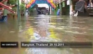 Bangkok lutte contre les inondations - no comment