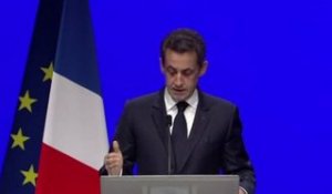Sarkozy souhaite "un nouveau cycle" contre "la peur"
