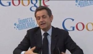 N. Sarkozy inaugure les nouveaux locaux de Google à Paris