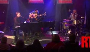 Julien Clerc - Hotel des caravelles en live dans le Grand Studio RTL