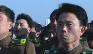 Un peuple en pleurs, l'image retenue par la propagande nord-coréenne