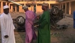 Le président nigérian au chevet des victimes de Kano