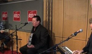 Chris Isaak - (rtl2.fr/videos) Wicked Games, Great Balls Of Fire