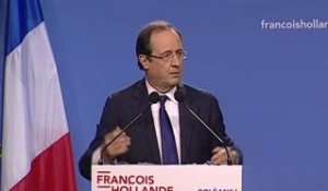 Référendum: Hollande réplique à Sarkozy