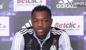 Mandanda : "J'espère qu'il n'y a rien de cassé"