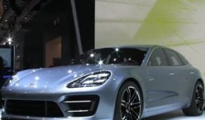 Stand Porsche : Mondial de l'Automobile 2012