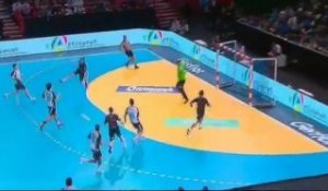 Kung fu retourné d'Honrubia sur une passe de Guigou  - Coupe de France - Montpellier vs Ivry