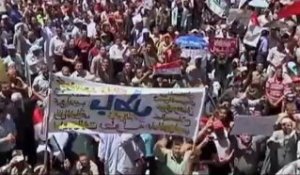Vendredi de contestation contre l'armée place Tahrir