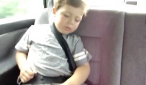 Comment réveiller son enfant en voiture ?