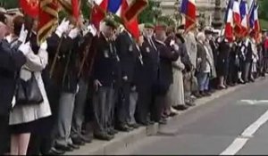 Hommage aux quatre soldats français à Paris