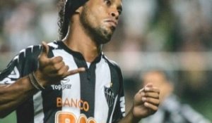 Le premier but de Ronaldinho avec l'Atlético-MG