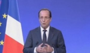 Hollande souhaite l'inscription du dialogue social dans la Constitution