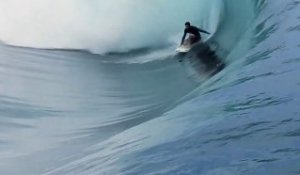Billabong Pro - The Reef Below the Heaviest Wave in the World
