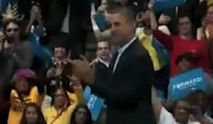 Stevie Wonder fait danser le candidat Obama