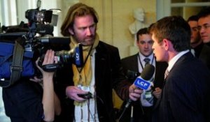 Reportages : Interrogation sur l'avenir de François Fillon au sein de l'UMP