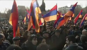 Arménie : manifestation contre la réélection du...