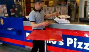 Le Calaisien François Devin est champion de France de pliage de boîtes à pizza