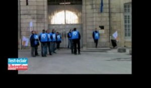 Des surveillants de Clairvaux bloquent l'entrée de la prison