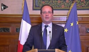 A tulle, François Hollande  appelle à être "exemplaire"