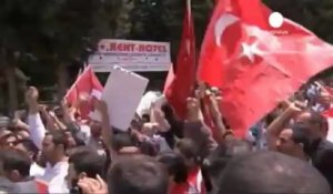 La colère des habitants de Reyhanli en Turquie
