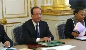 François Hollande, un président solitaire