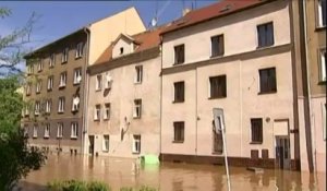 Crues de l'Elbe, les autorités tchèques redoutent de gros dégats