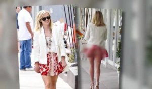 Reese Witherspoon en dévoile plus que prévu à Venice Beach